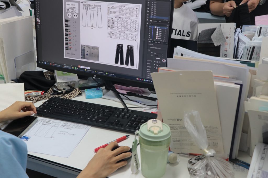 HaoboMFG product developer creating clothing specifications from a reference image
